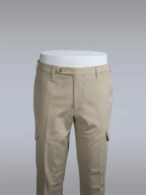 Light beige cotton elastan cargo pockets