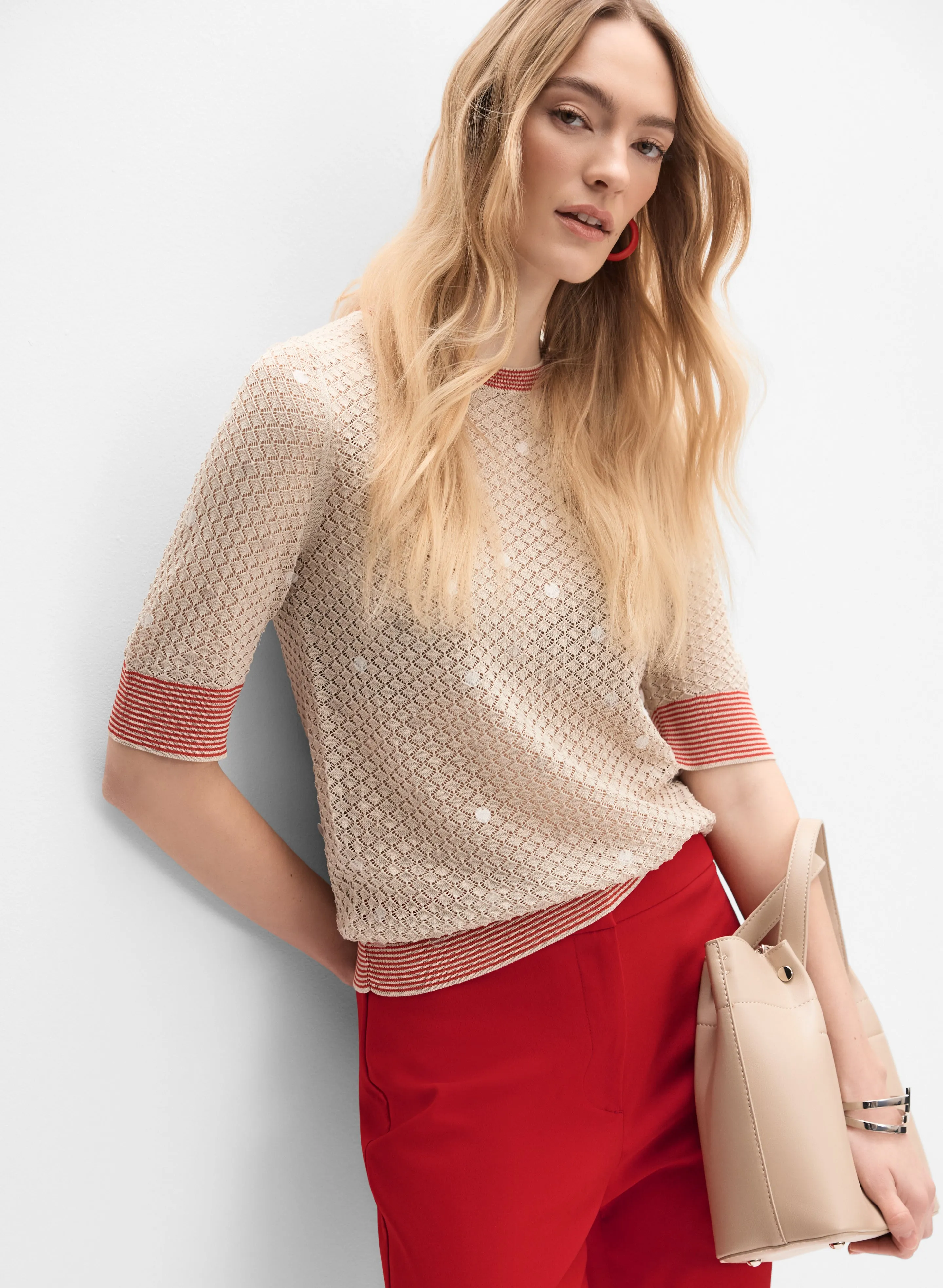 Textured Crew Neck Pullover